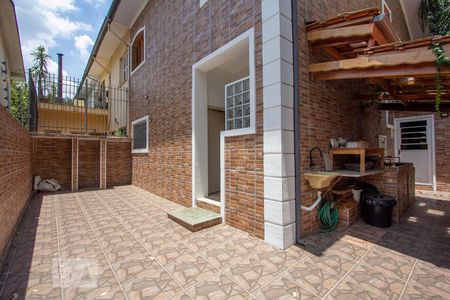 Casa para alugar com 148m², 4 quartos e 3 vagas Casa para alugar com 148m², 4 quartos e 3 vagasQuintal