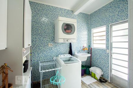 Casa para alugar com 148m², 4 quartos e 3 vagas Casa para alugar com 148m², 4 quartos e 3 vagasÁrea de Serviço