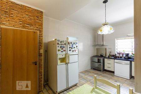 Casa para alugar com 148m², 4 quartos e 3 vagas Casa para alugar com 148m², 4 quartos e 3 vagasCozinha