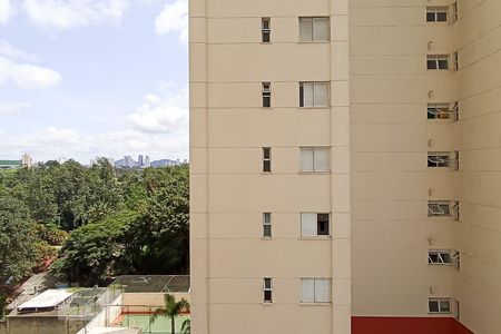 Vista varanda sala, quarto e suíte de apartamento à venda com 3 quartos, 79m² em Jardim Iracema, Barueri