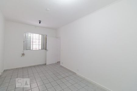 Quarto 1 de casa para alugar com 2 quartos, 100m² em Parque São Lucas, São Paulo