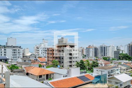 Sala de apartamento para alugar com 2 quartos, 60m² em Centro, Florianópolis