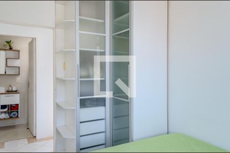 Quarto 01 de apartamento para alugar com 2 quartos, 60m² em Centro, Florianópolis