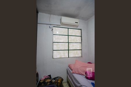 Quarto 2 de casa para alugar com 2 quartos, 200m² em Guajuviras, Canoas