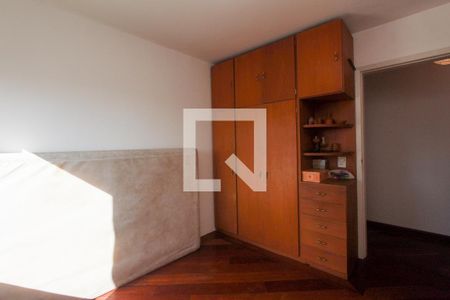 Quarto 1 de apartamento à venda com 3 quartos, 79m² em Floresta, Porto Alegre