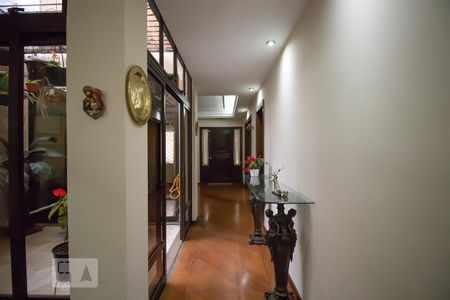 Corredor de casa para alugar com 3 quartos, 430m² em Vila da Saúde, São Paulo