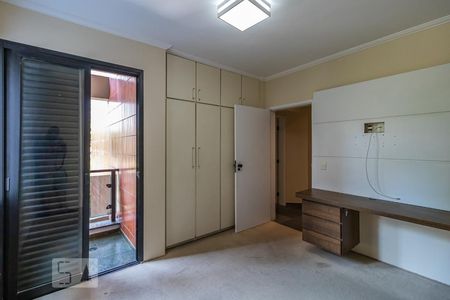 Quarto 1 de apartamento à venda com 3 quartos, 165m² em Alphaville Industrial, Barueri