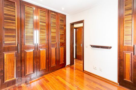 Quarto de apartamento para alugar com 2 quartos, 86m² em Pinheiros, São Paulo