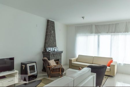 Sala de casa para alugar com 5 quartos, 243m² em Jardim do Mar, São Bernardo do Campo