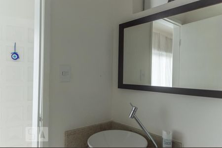 Lavabo de casa para alugar com 5 quartos, 243m² em Jardim do Mar, São Bernardo do Campo