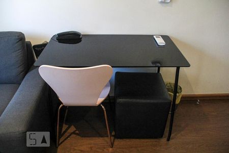 Sala de apartamento para alugar com 1 quarto, 35m² em Indianópolis, São Paulo