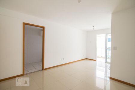 Sala de apartamento à venda com 3 quartos, 83m² em Pechincha, Rio de Janeiro