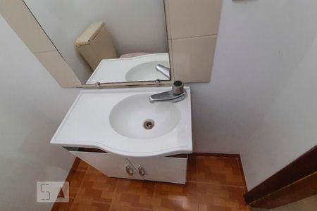 Banheiro de casa para alugar com 3 quartos, 200m² em Jardim Angela (zona Leste), São Paulo