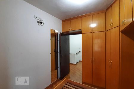 Quarto 1 de casa para alugar com 3 quartos, 200m² em Jardim Angela (zona Leste), São Paulo