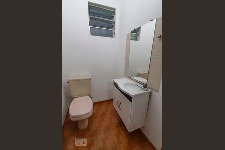 Banheiro de casa para alugar com 3 quartos, 200m² em Jardim Angela (zona Leste), São Paulo