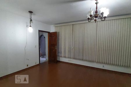 Sala de casa para alugar com 3 quartos, 200m² em Jardim Angela (zona Leste), São Paulo