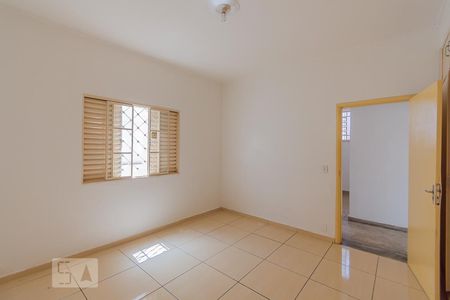 Quarto 1 de casa à venda com 3 quartos, 230m² em Jardim Leonor, Campinas