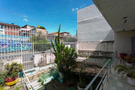 Frente de casa à venda com 5 quartos, 320m² em Cachoeirinha, Belo Horizonte