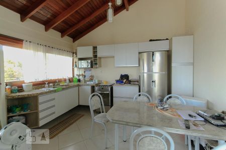 Cozinha 2 de casa à venda com 4 quartos, 300m² em Nonoai, Porto Alegre