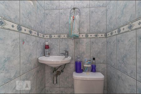 Lavabo de apartamento à venda com 3 quartos, 90m² em Passo D’areia, Porto Alegre