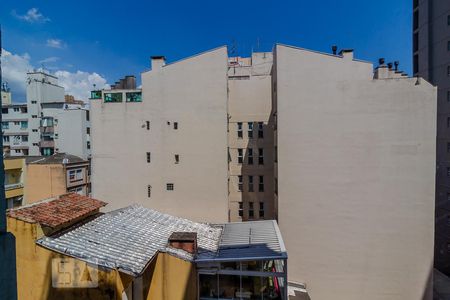 Vista de kitnet/studio à venda com 1 quarto, 42m² em Centro Histórico, Porto Alegre