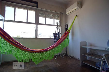 Quarto 1 de apartamento à venda com 3 quartos, 129m² em Passo da Areia, Porto Alegre