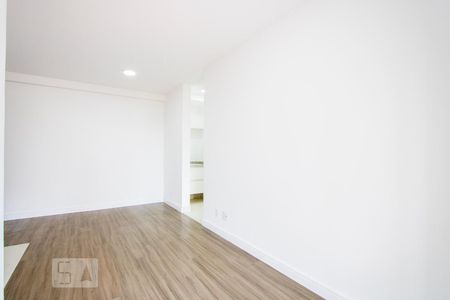 Sala de kitnet/studio para alugar com 1 quarto, 42m² em Campestre, Santo André