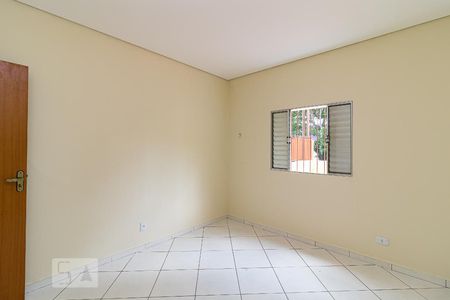 Quarto 1 de casa para alugar com 2 quartos, 170m² em Vila Ema, São Paulo