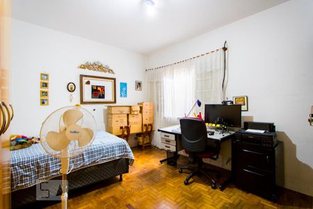 Casa 1 - Quarto 2 de casa à venda com 4 quartos, 214m² em Utinga, Santo André