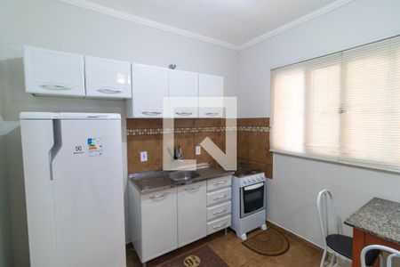 Sala e Cozinha de kitnet/studio para alugar com 1 quarto, 35m² em Cidade Universitária, Campinas