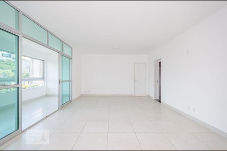 Sala de apartamento para alugar com 3 quartos, 130m² em Vale do Sereno, Nova Lima