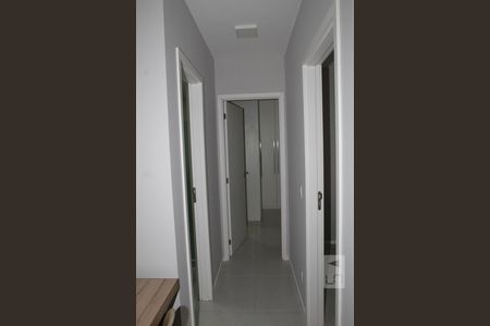 Corredor de apartamento à venda com 2 quartos, 57m² em Todos Os Santos, Rio de Janeiro