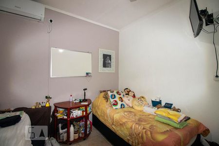 Quarto 1 de apartamento à venda com 2 quartos, 64m² em Passo da Areia, Porto Alegre