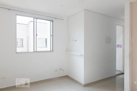 Sala de apartamento para alugar com 2 quartos, 45m² em Vila Nova Curuçá, São Paulo