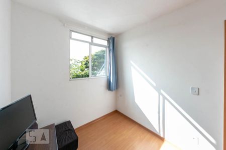 Quarto 1 de apartamento à venda com 2 quartos, 47m² em Califórnia, Contagem