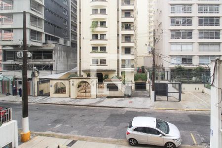 Vista de apartamento à venda com 3 quartos, 135m² em Itaim Bibi, São Paulo