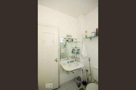 Banheiro  de apartamento para alugar com 1 quarto, 40m² em Copacabana, Rio de Janeiro