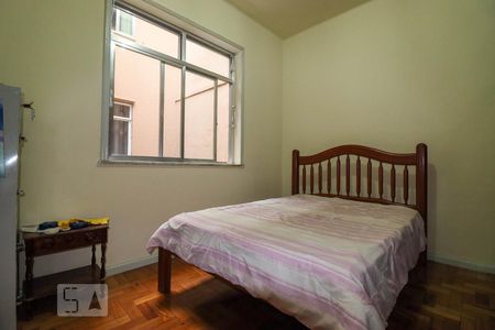 Quarto 1 de apartamento para alugar com 2 quartos, 88m² em Grajaú, Rio de Janeiro