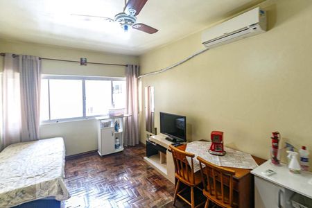 Sala/Quarto de kitnet/studio à venda com 1 quarto, 26m² em Centro Histórico, Porto Alegre