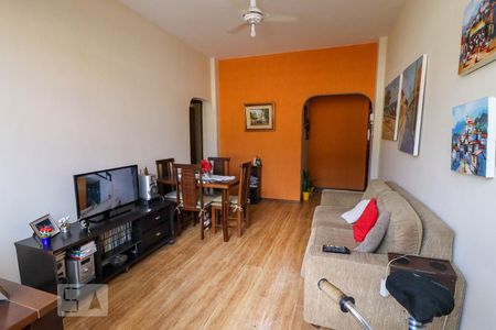 Apartamento à venda com 100m², 3 quartos e sem vagaSala