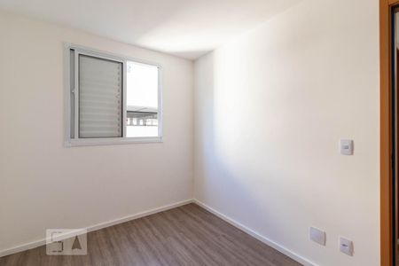 Quarto 1 de apartamento para alugar com 2 quartos, 44m² em Jardim Íris, São Paulo