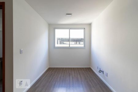 Sala de apartamento para alugar com 2 quartos, 44m² em Jardim Íris, São Paulo