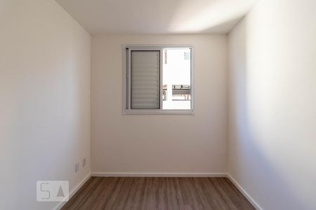 Quarto 1 de apartamento para alugar com 2 quartos, 44m² em Jardim Íris, São Paulo