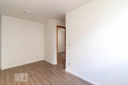 Sala de apartamento para alugar com 2 quartos, 44m² em Jardim Íris, São Paulo