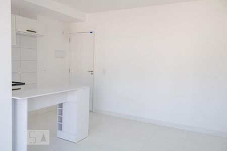 Sala de apartamento para alugar com 2 quartos, 44m² em Anil, Rio de Janeiro