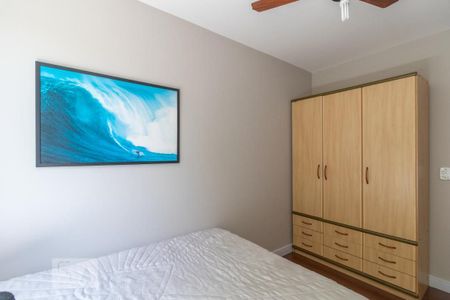 Quarto 2 de apartamento à venda com 2 quartos, 65m² em Medianeira, Porto Alegre