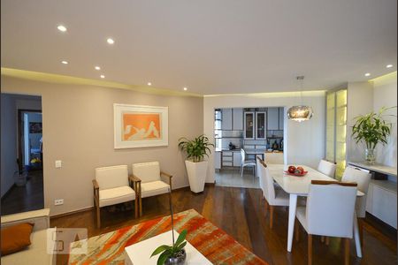 Sala de apartamento à venda com 4 quartos, 135m² em Vila Mariana, São Paulo