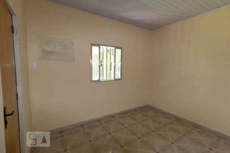 Quarto de casa para alugar com 1 quarto, 40m² em Vila Leopoldina, Duque de Caxias