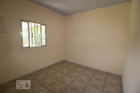 Quarto de casa para alugar com 1 quarto, 40m² em Vila Leopoldina, Duque de Caxias