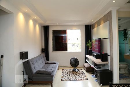 Sala  de apartamento para alugar com 2 quartos, 58m² em Jardim Umuarama, São Paulo